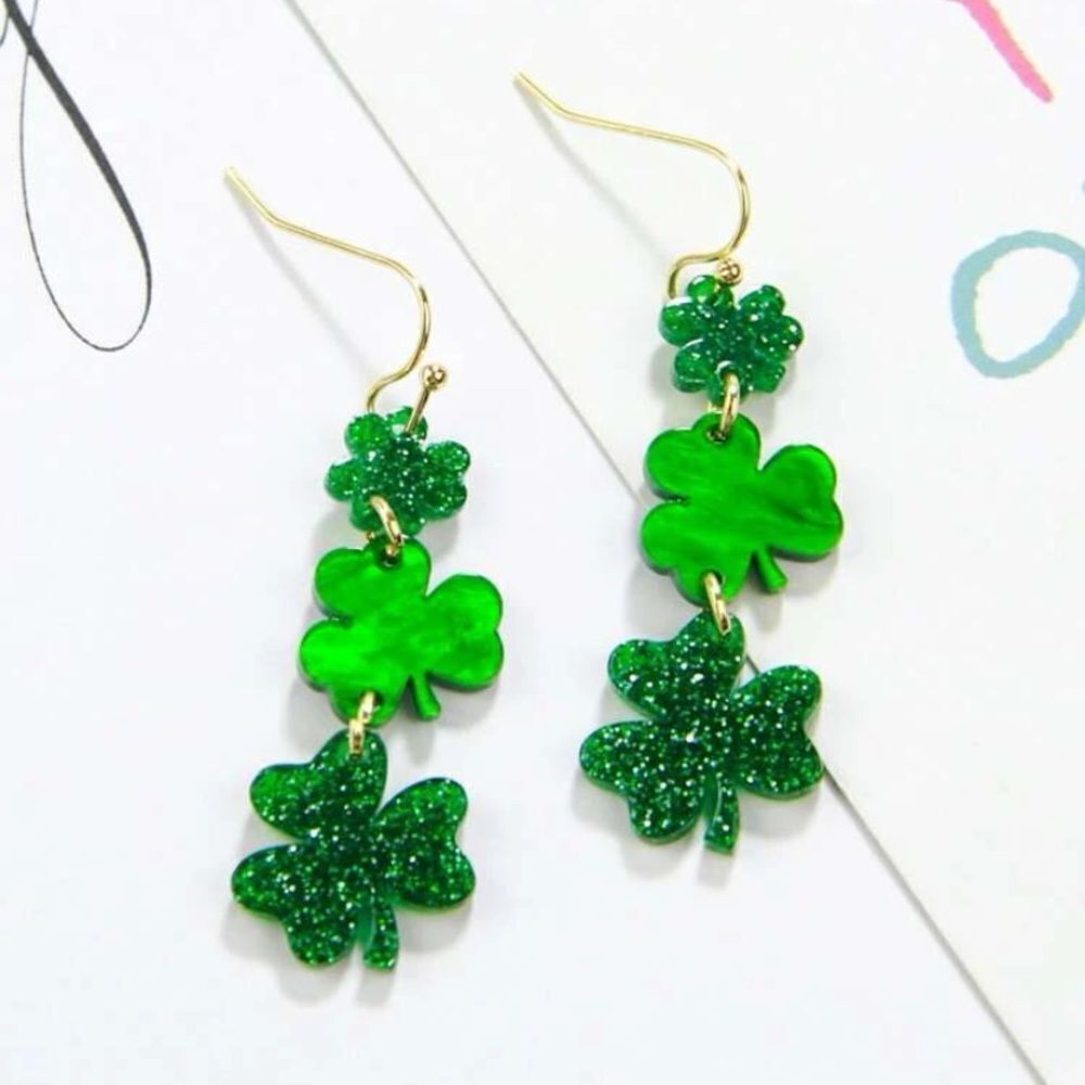 3for$20 NEW Glitter Acrylic Green Clover Gift Earrings st Patrick’s day